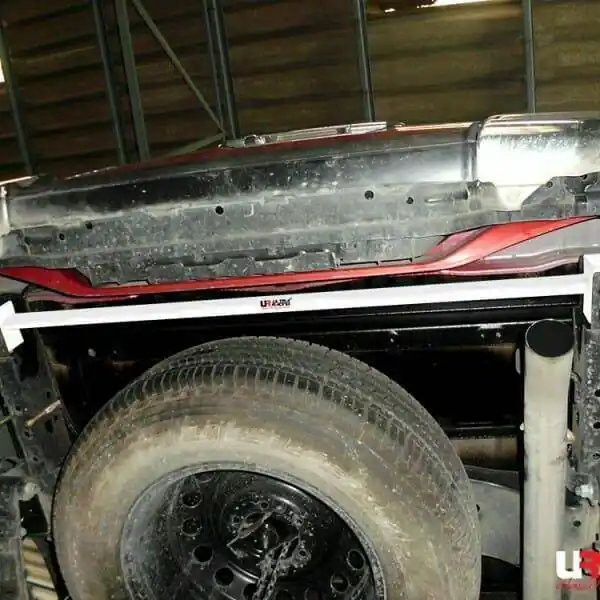 Rozpórka TOYOTA HILUX REVO 8TH GEN (AN120) 2.4D 4WD 2015-present - Na zamówienie