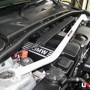 Bezpośrednio od producenta | Rozpórka BMW 1 04-11 E87 (120i 2.0 UltraRacing przednia górna Strutbar